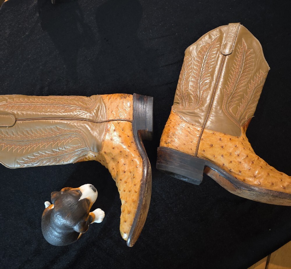 Tony Lama Tan Embossed Ostrich Leather Western Boots - Picture 5 of 11